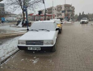 Antalya’nın Korkuteli ilçesinde kar yağışı başladı