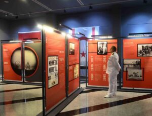 Kıbrıs Barış Harekatı’nın kronolojik tarihi fotoğraflar, objeler ve belgelerle anlatılıyor