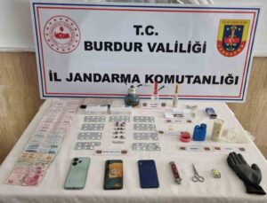 Burdur’da uyuşturucu operasyonlarında 9 şüpheli tutuklandı