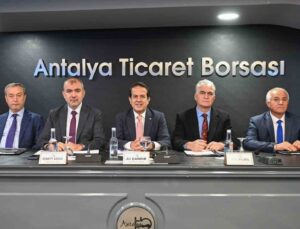 Antalya Ticaret Borsası yılın son meclisini gerçekleştirdi