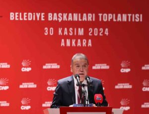 Başkan Böcek, CHP’li Belediye Başkanları Çalıştayı’na katıldı