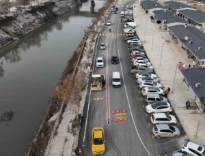 Hatay Büyükşehir Belediyesi, Antakya kent merkezinde asfaltlama çalışmalarını sürdürüyor