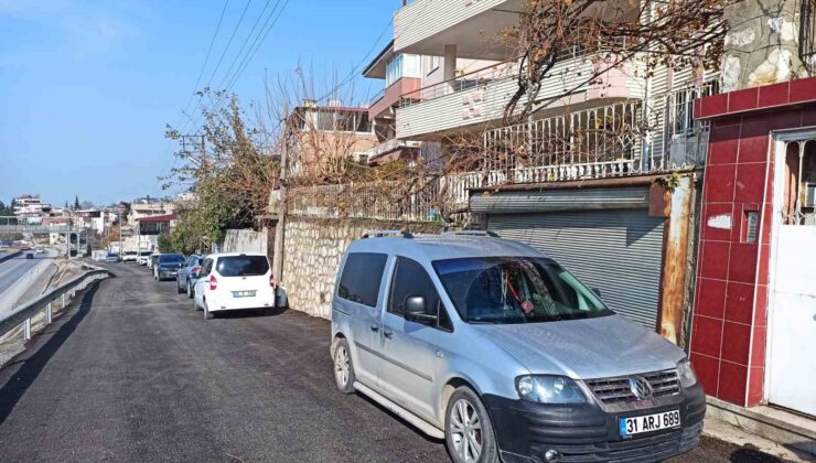 “Kafama silah dayayıp altınlarımı çaldılar” diyen kadının bilezikleri kumar oynayan oğluna verdiği ortaya çıktı