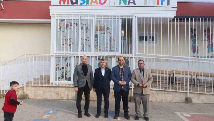 MÜSİAD Antalya Şubesi’nden öğrencilerin eğitimine destek