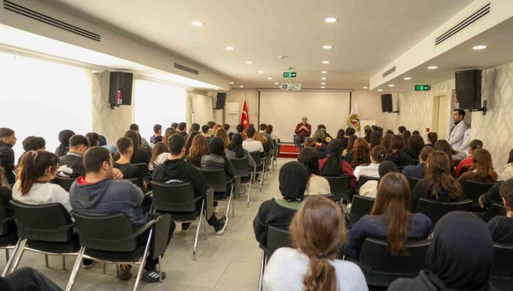 Alanya Belediyesi Eğitim ve Kariyer Günleri başladı