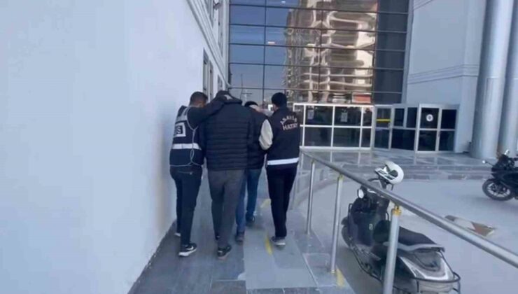 Hatay’da uyuşturucu ve silah ticareti suçlardan yakalanan 5 kişi tutuklandı