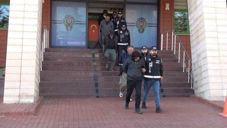 Isparta’da belediye personeli kılığına girip define arayan 5 kişi ilk davada serbest bırakıldı